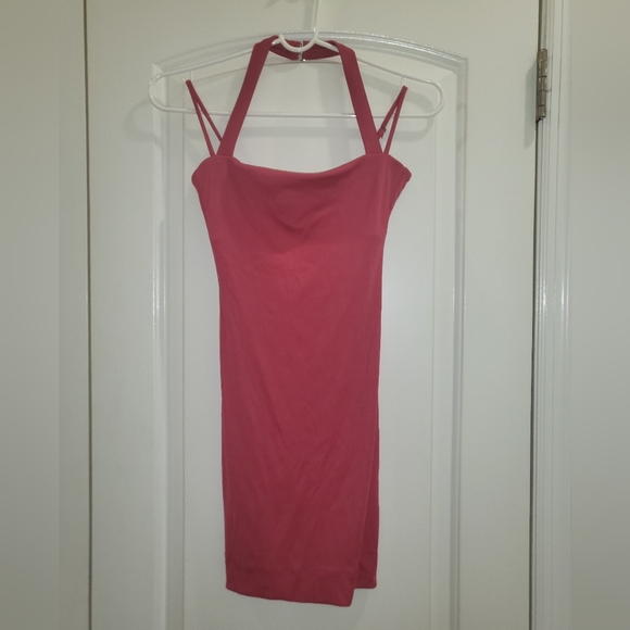 D3. NWT NBD XTINA MINI DRESS IN HOT PINK SIZE SMALL - Picture 2 of 4